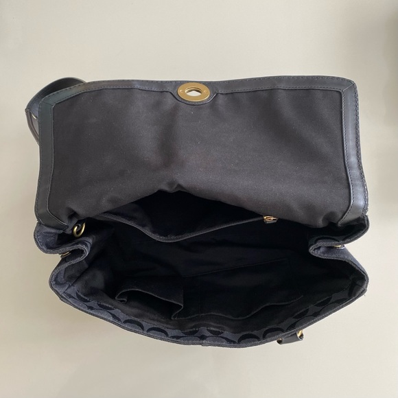 Coach Hampton Shoulder Bag - Picture 6 of 10